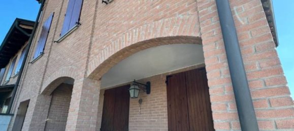 2 bedrooms House in Castelfranco Emilia, Italy No. 375429 12