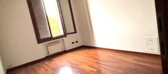 2 bedrooms House in Castelfranco Emilia, Italy No. 375429 10