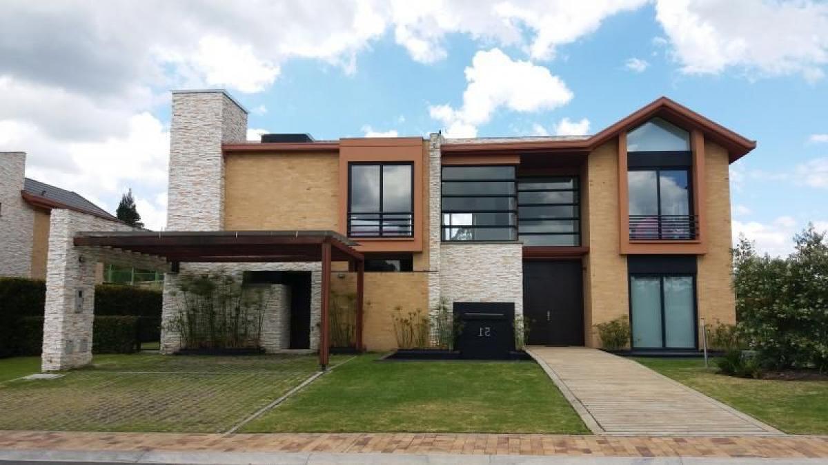 Casa de 4 dormitorios en Cundinamarca, Colombia No. 5289