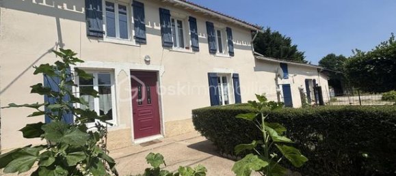 Casa de 3 dormitorios en Deux-Sevres, France No. 304576 3