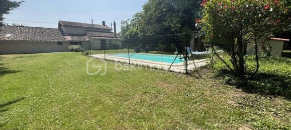 Casa de 3 dormitorios en Deux-Sevres, France No. 304576 10