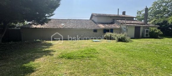 Casa de 3 dormitorios en Deux-Sevres, France No. 304576 9