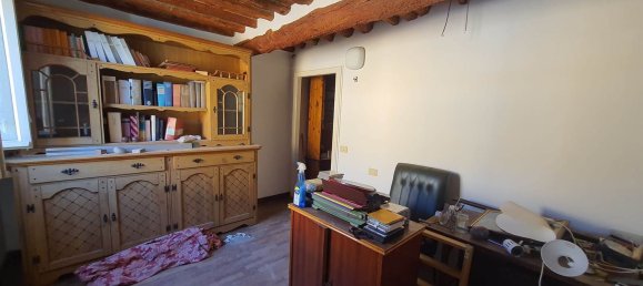 Дом с 3 спальнями в Лукка, Италия № 345719 7