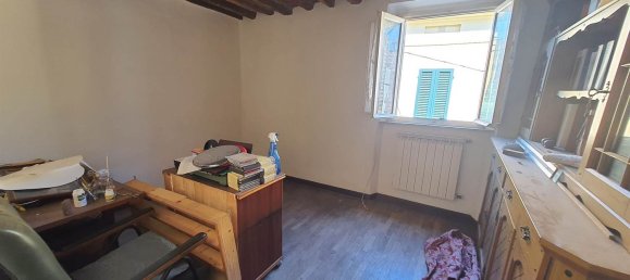 Дом с 3 спальнями в Лукка, Италия № 345719 8