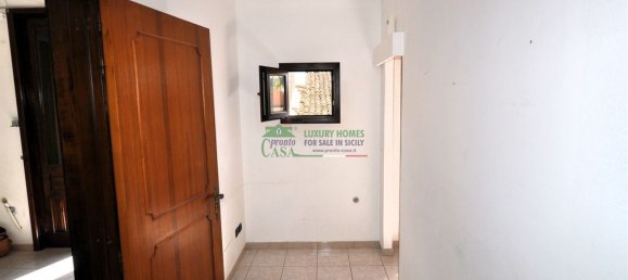 Квартира с 4 спальнями в Рагуза, Италия № 355682 10