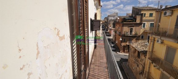 Квартира с 4 спальнями в Рагуза, Италия № 355682 13