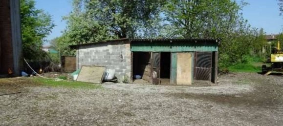 Estudio en Polesine Zibello, Italy No. 305606 2