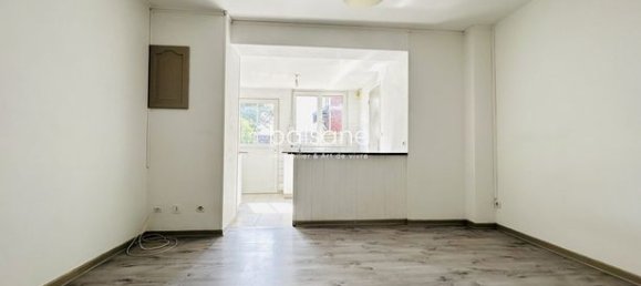 2 bedrooms House in Deville-les-Rouen, France No. 355399 5