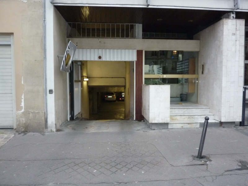  موقف سيارات في Paris, France 12متر مربع رقم 178114