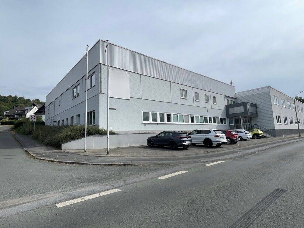 Almacén en Hochsauerlandkreis, Germany 1352 m² No. 273769