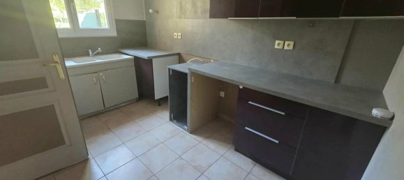 3 Schlafzimmer Haus in Le Luc, France, Nr. 322571 7