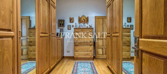 5 غرف نوم شقة في Sliema, Malta رقم 2537 13