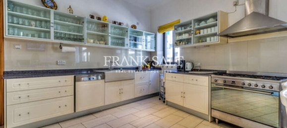 5 غرف نوم شقة في Sliema, Malta رقم 2537 16