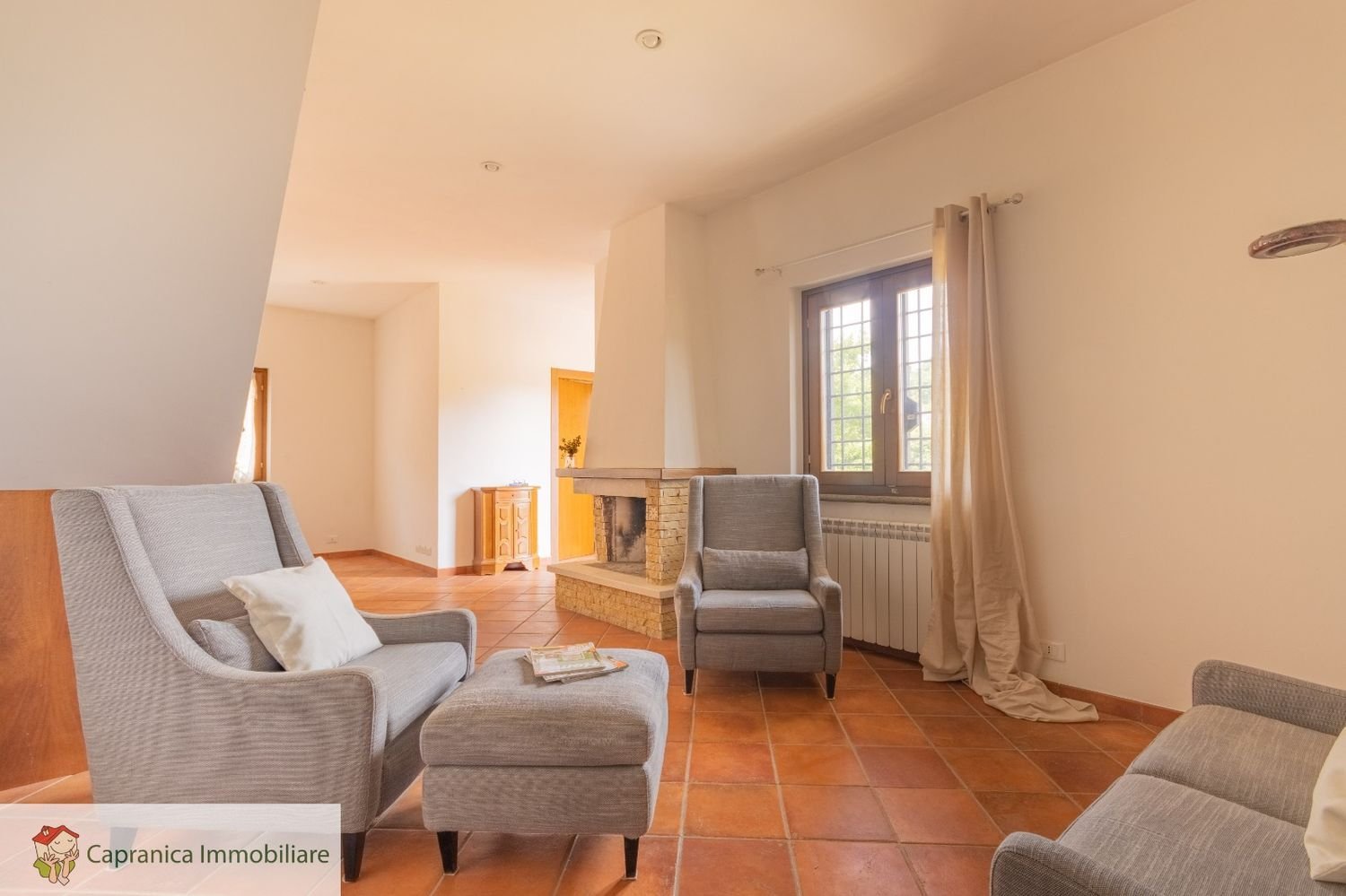 Dúplex de 4 dormitorios en Mazzano Romano, Italy No. 130726