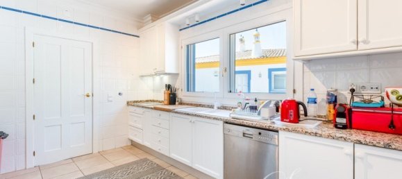 4 Schlafzimmer Villa in Faro, Portugal, Nr. 199131 8