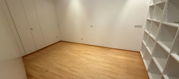 5-salle Bureau à Ravensburg, Germany No. 17904 7