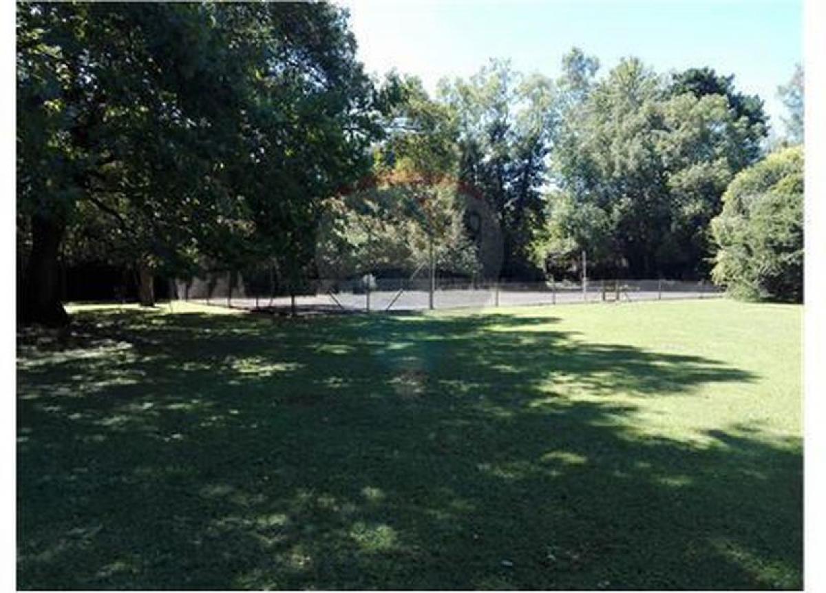 8 غرف نوم قطعة أرض في Moreno, Argentina رقم 35959