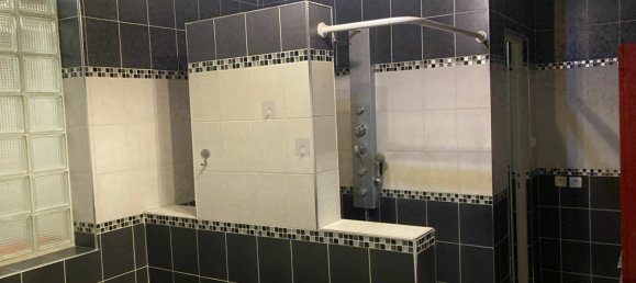 5 bedrooms House in Anzin, France No. 65055 5