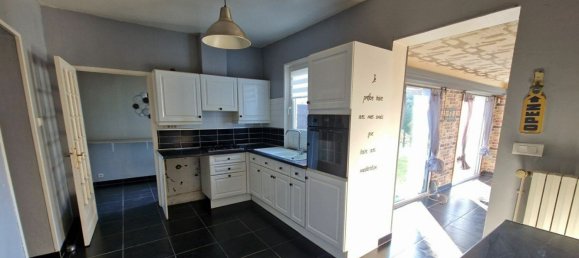 5 bedrooms House in Anzin, France No. 65055 6