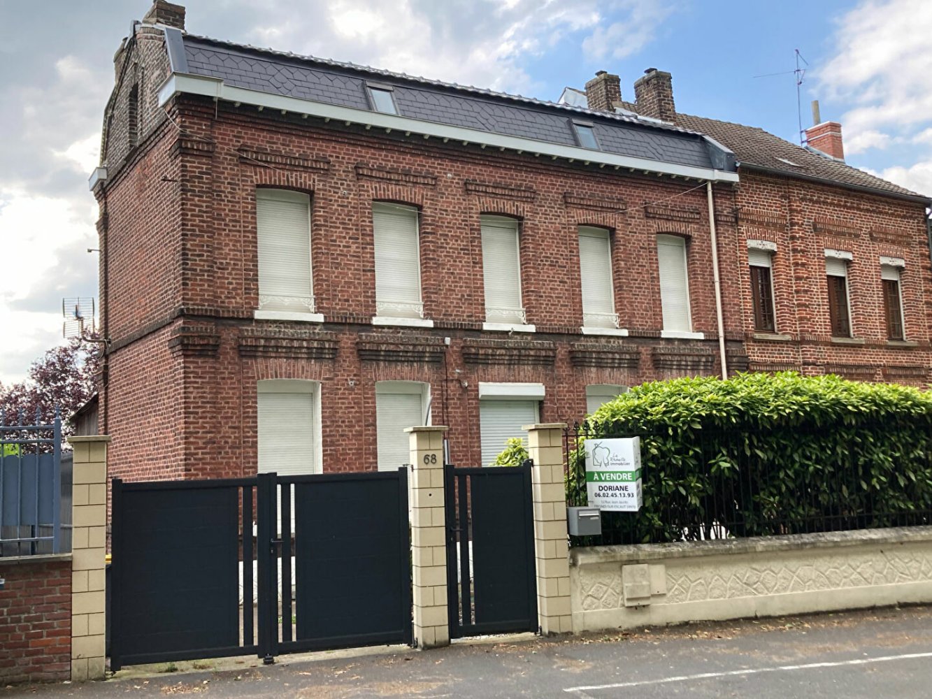 5 bedrooms House in Anzin, France No. 65055