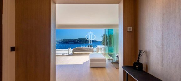 3 bedrooms Penthouse in Villefranche-sur-Mer, France No. 347802 11