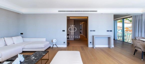 3 bedrooms Penthouse in Villefranche-sur-Mer, France No. 347802 31