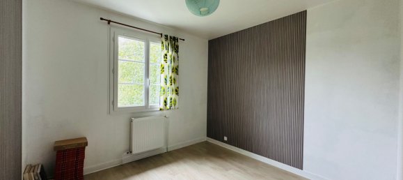 Casa de 4 dormitorios en Sorigny, France No. 218664 9