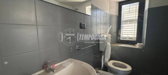 1 bedroom Apartment in Turin, Italy No. 275693 13