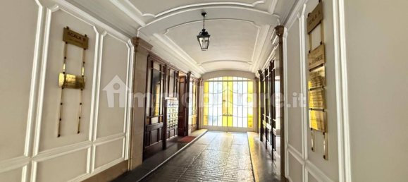 1 bedroom Apartment in Turin, Italy No. 275693 2