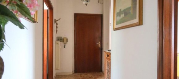 5 bedrooms Apartment in Cascina, Italy No. 316790 11