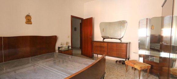 5 bedrooms Apartment in Cascina, Italy No. 316790 7