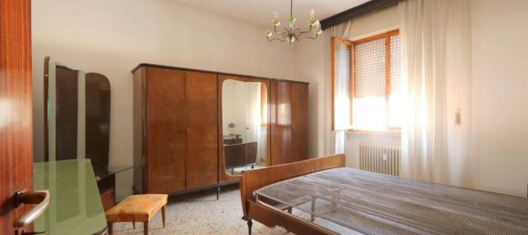 5 bedrooms Apartment in Cascina, Italy No. 316790 17
