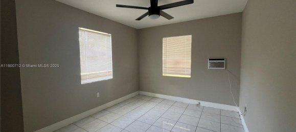 4 bedrooms Villa for sale in Miami, Miami-Dade, Florida, USA № 614844 11