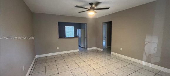 4 bedrooms Villa for sale in Miami, Miami-Dade, Florida, USA № 614844 19