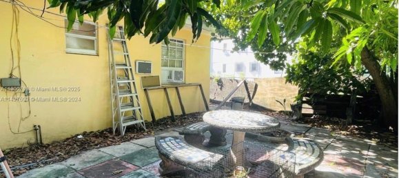4 bedrooms Villa for sale in Miami, Miami-Dade, Florida, USA № 614844 6
