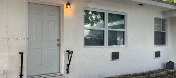 4 bedrooms Villa for sale in Miami, Miami-Dade, Florida, USA № 614844 15