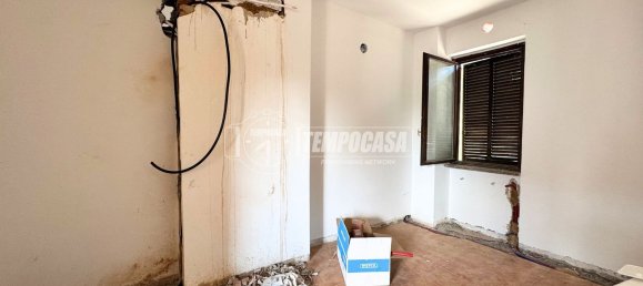 3-salle Appartement à Vinovo, Italy No. 268008 9