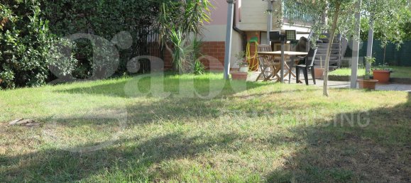 2 bedrooms Apartment in Sarzana, Italy No. 115305 3