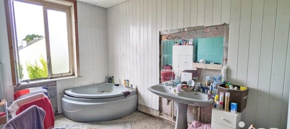 250m² Building in Haubourdin, France No. 160708 8