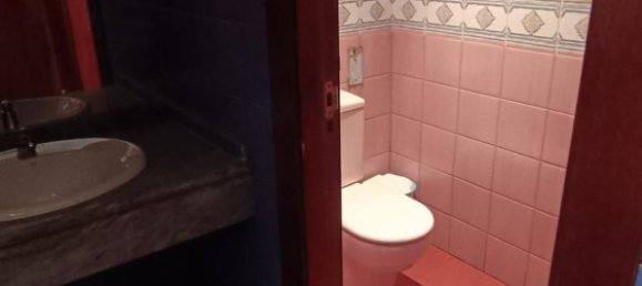 Коммерческая недвижимость 200м² в Леон, Испания № 65837 12