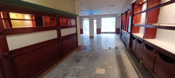 Коммерческая недвижимость 200м² в Леон, Испания № 65837 5