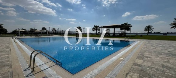 4 bedrooms Townhouse in Abu Dhabi, UAE No. 22627 6