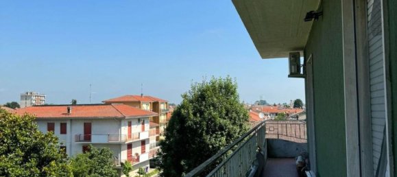 3 bedrooms Apartment in Mede, Italy No. 365312 15