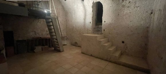 2 rooms Commercial property in Naples, Italy No. 370439 7