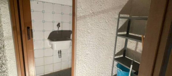 2 rooms Commercial property in Naples, Italy No. 370439 5