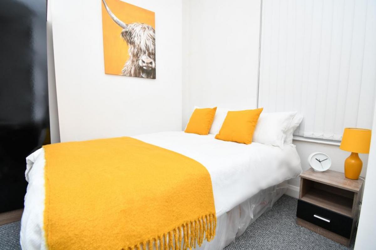 3 bedrooms House in Nelson, United Kingdom No. 76