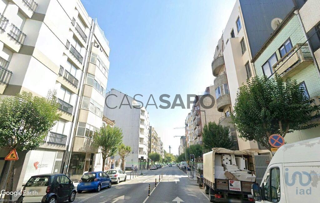 151m² Commercial property in Porto, Portugal No. 257830