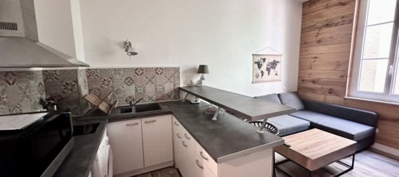 Studio in Bordeaux, France No. 290006 2