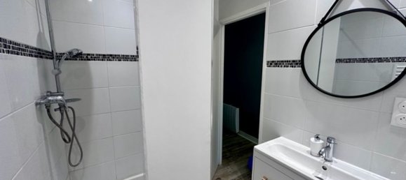 Studio in Bordeaux, France No. 290006 4