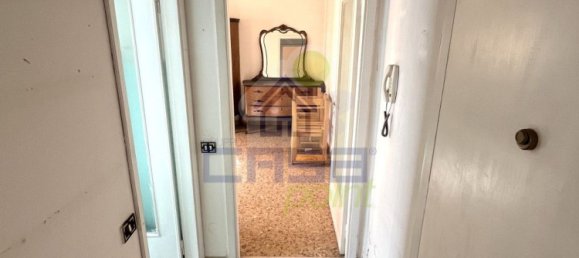 2-salle Appartement à Cremona, Italy No. 269486 10